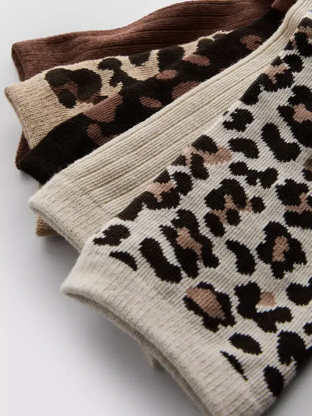 5pk animal pattern crew socks 5pk animal pattern crew socks