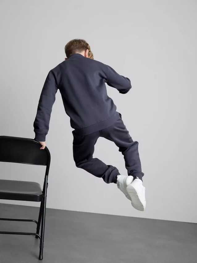 7-15yrs | funnel neck sweatshirt and sweatpants set 7-15yrs | funnel neck sweatshirt and sweatpants set