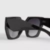 Angular square sunglasses Angular square sunglasses
