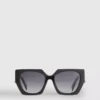 Angular square sunglasses Angular square sunglasses