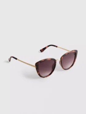 Cat-eye sunglasses