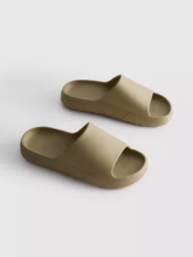 Chunky sole slider