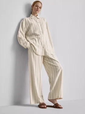 Classic cotton-blend button-down shirt