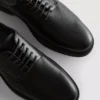 Classic derby shoes