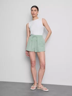 Cotton-blend elastic-waist shorts