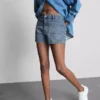 Cotton denim front-pocket shorts Cotton denim front-pocket shorts