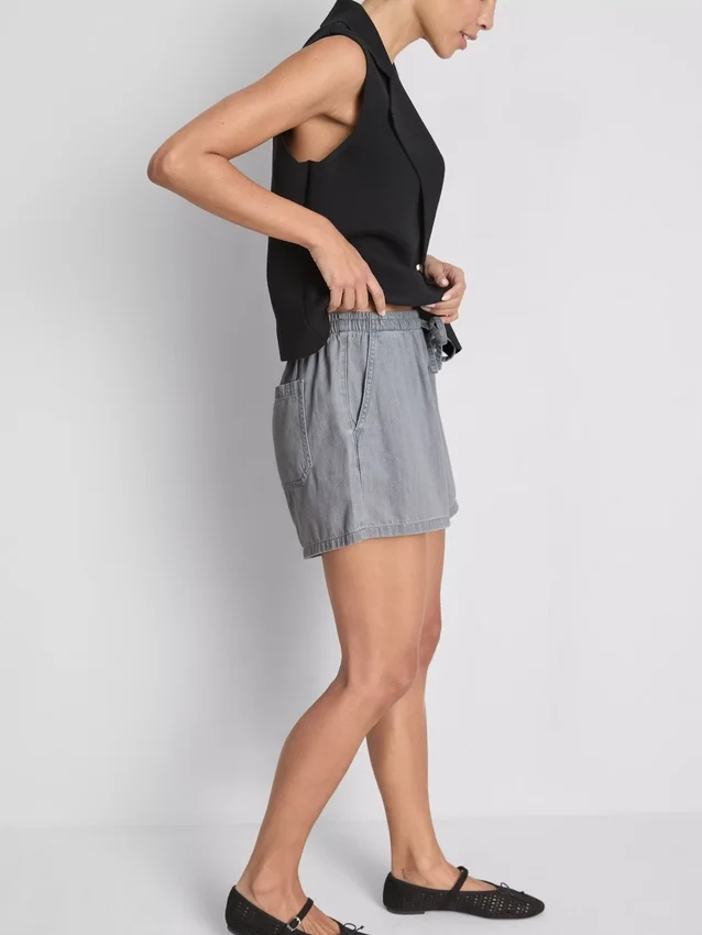 Cotton denim jogger shorts Cotton denim jogger shorts