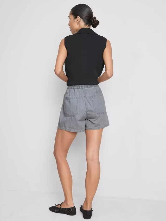 Cotton denim jogger shorts Cotton denim jogger shorts