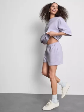 Cotton-rich relaxed airport shorts Cotton-rich relaxed airport shorts