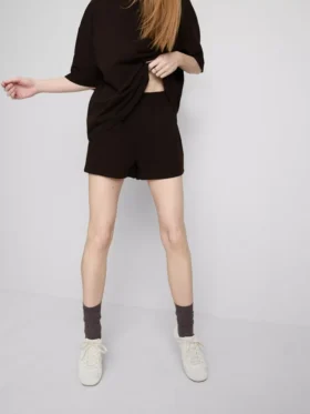 Cotton-rich relaxed airport shorts Cotton-rich relaxed airport shorts