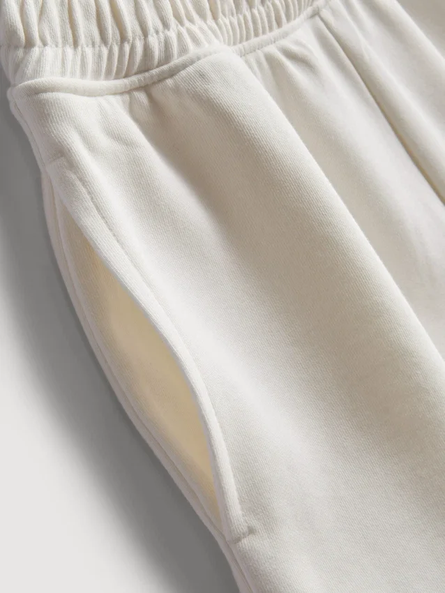 Cotton-rich relaxed airport shorts Cotton-rich relaxed airport shorts