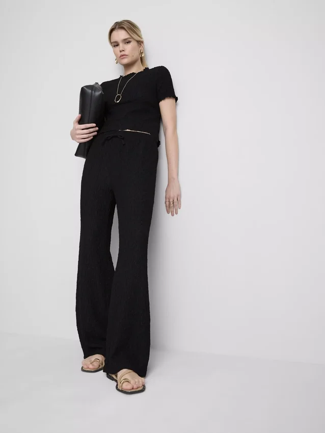 Crinkle straight-leg drawstring pants Crinkle straight-leg drawstring pants