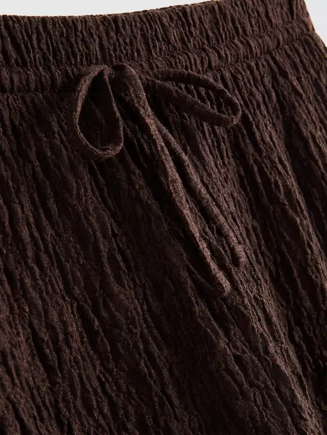 Crinkle straight-leg drawstring pants Crinkle straight-leg drawstring pants