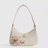 Disney’s winnie the pooh character shoulder bag Disney’s winnie the pooh character shoulder bag