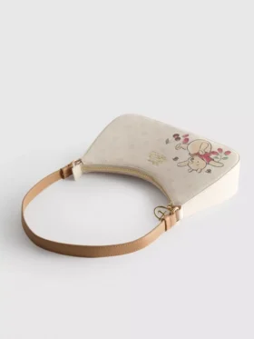 Disney’s winnie the pooh character shoulder bag
