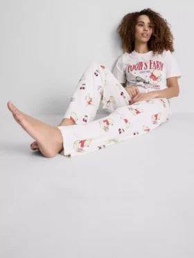 Disney’s winnie the pooh printed pajama bottoms