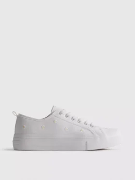 Embroidered daisy sneakers