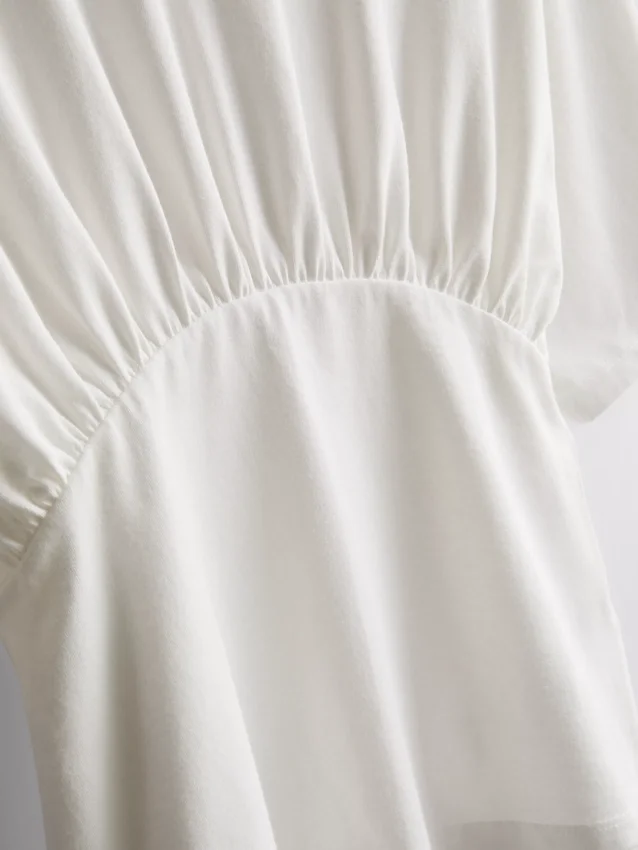 Empire-waist t-shirt Empire-waist t-shirt
