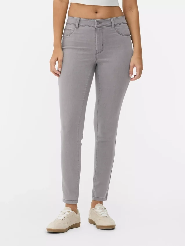 Essential mid-rise skinny jeans | regular Essential mid-rise skinny jeans | regular