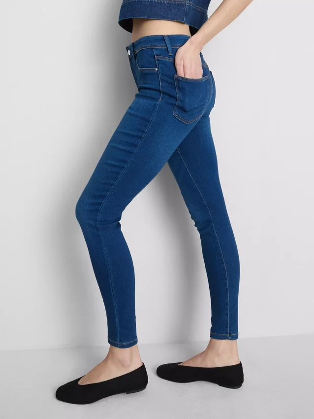 Essential mid-rise skinny jeans | regular Essential mid-rise skinny jeans | regular