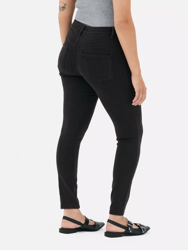 Essential mid-rise skinny jeans | regular Essential mid-rise skinny jeans | regular