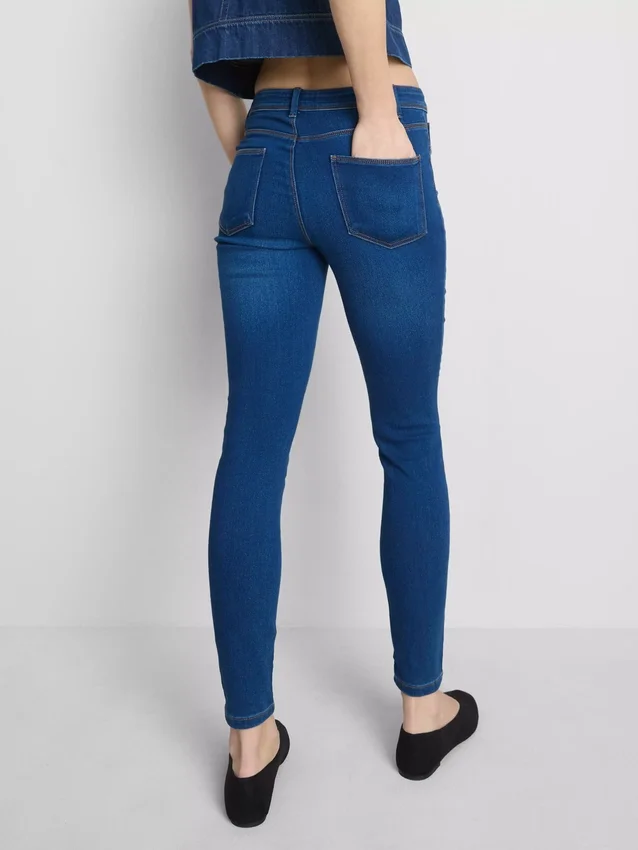 Essential mid-rise skinny jeans | regular Essential mid-rise skinny jeans | regular