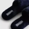 Fluffy crossband slippers Fluffy crossband slippers