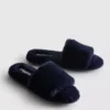 Fluffy crossband slippers Fluffy crossband slippers
