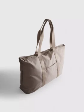 Foldaway weekender bag