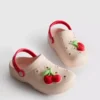 Fruit badge clogs
