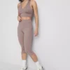 High waisted active capri leggings High waisted active capri leggings