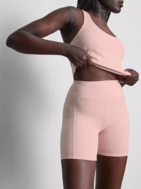 High-waisted active yoga shorts