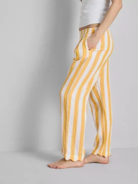 Love to lounge ruffle straight-leg pajama bottoms Love to lounge ruffle straight-leg pajama bottoms