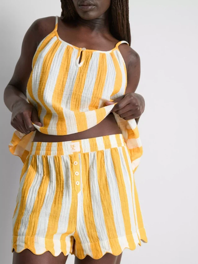 Love to lounge striped ruffle pajama shorts Love to lounge striped ruffle pajama shorts