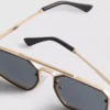 Metal geometric sunglasses Metal geometric sunglasses