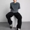 Mid-rise baggy jeans