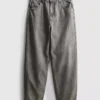 Mid-rise baggy jeans Mid-rise baggy jeans