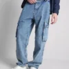 Mid-rise loose cargo jeans Mid-rise loose cargo jeans