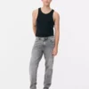 Mid-rise slim fit jeans