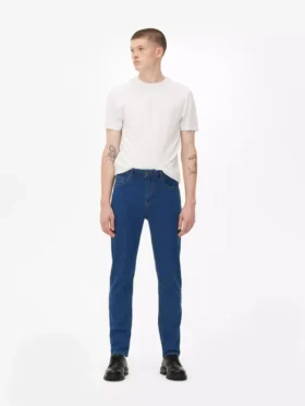 Mid-rise slim fit jeans