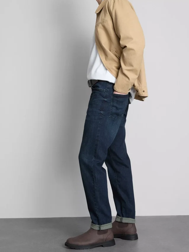 Mid-rise slim fit jeans Mid-rise slim fit jeans