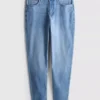 Mid-rise slim fit jeans
