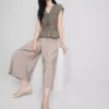Mid-rise wide leg culotte pants Mid-rise wide leg culotte pants