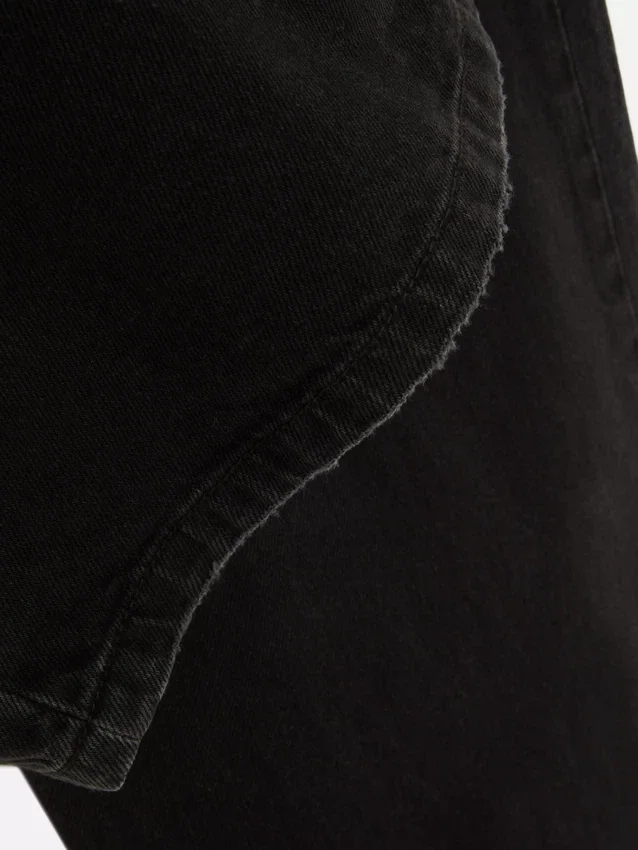 Mid-rise wide-leg jeans Mid-rise wide-leg jeans