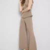 Mid-rise wide-leg pants Mid-rise wide-leg pants