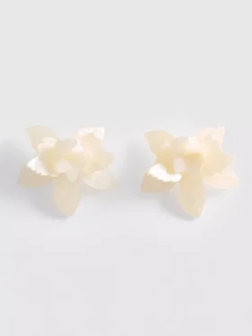 Paula echevarría floral 3d studs