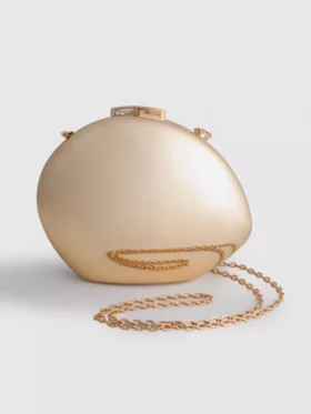 Paula echevarría metallic oval crossbody bag