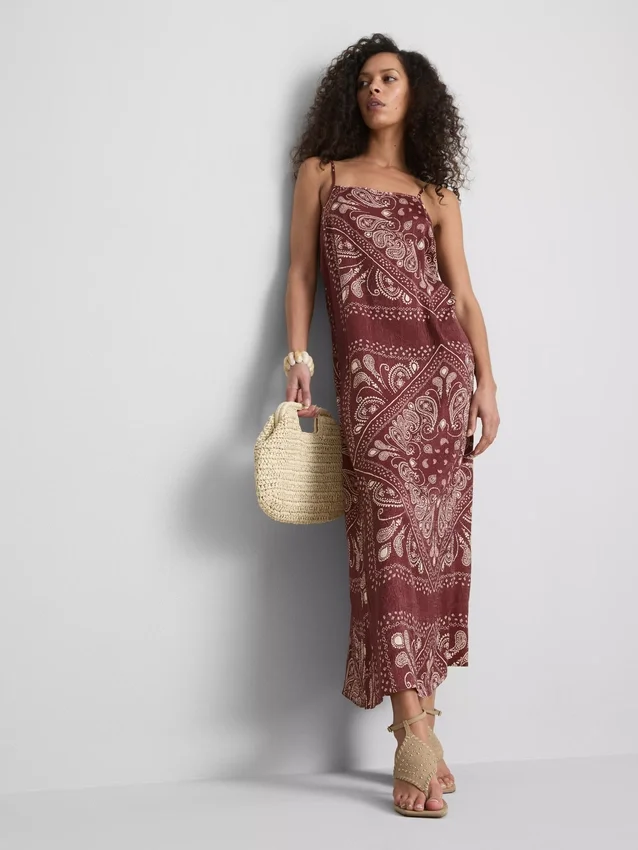 Paula echevarría paisley column midi dress Paula echevarría paisley column midi dress