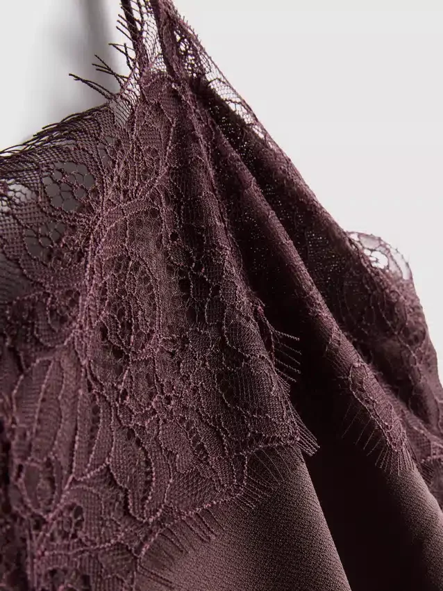 Paula echevarría satin lace-trim cami top Paula echevarría satin lace-trim cami top