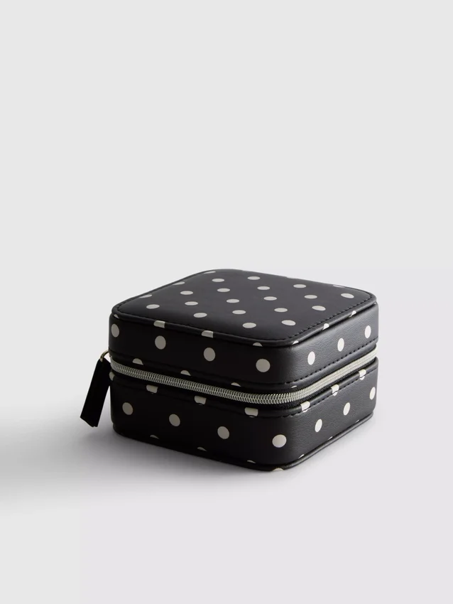 Polka dot jewelry box Polka dot jewelry box